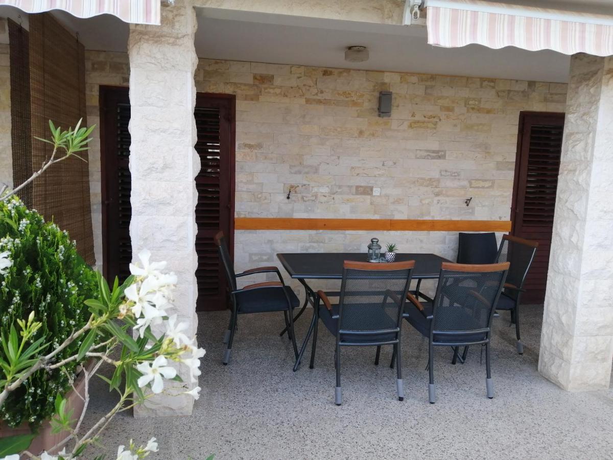 Ferienwohnung Stonewood Dalmacija Primošten Exterior foto