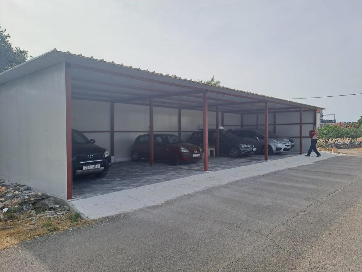 Ferienwohnung Stonewood Dalmacija Primošten Exterior foto